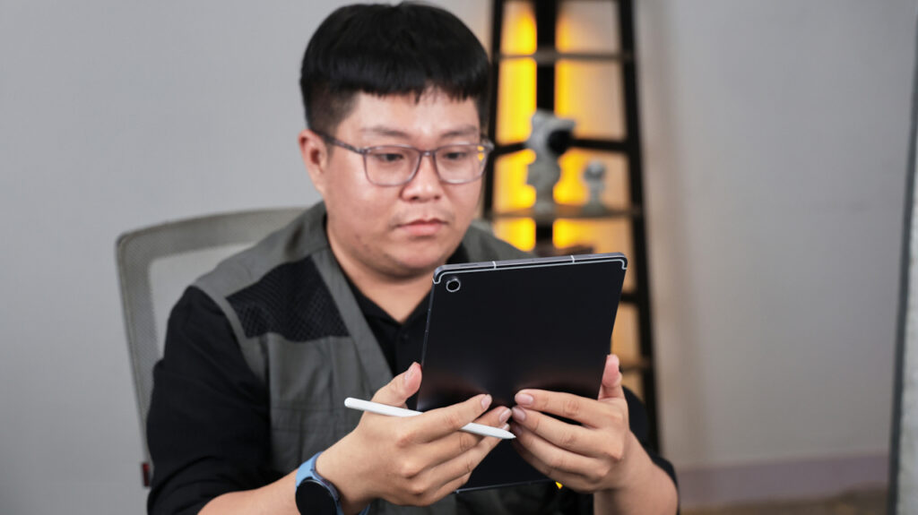Cách quay màn hình trên Galaxy Tab S10 FE